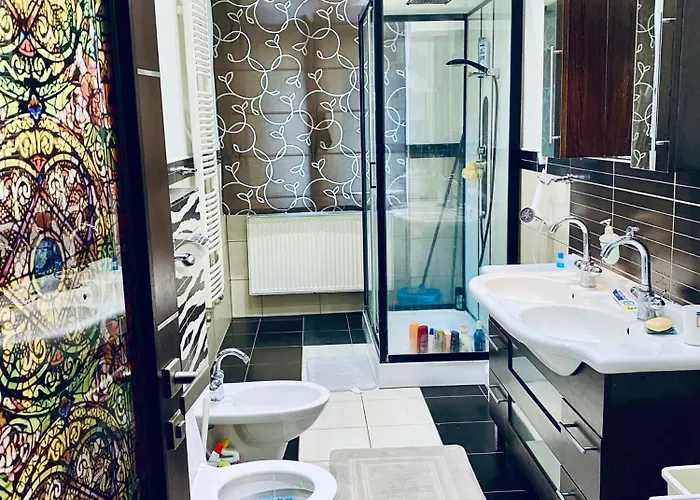 Апартаменты In 2 Square Прага